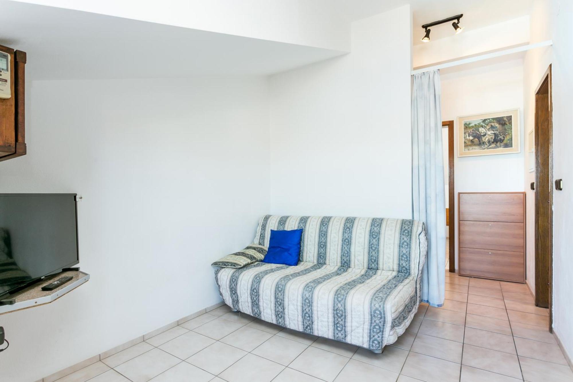 Seaside Apartments With A Swimming Pool Okrug Gornji, Ciovo - 11374 Trogir Cameră foto