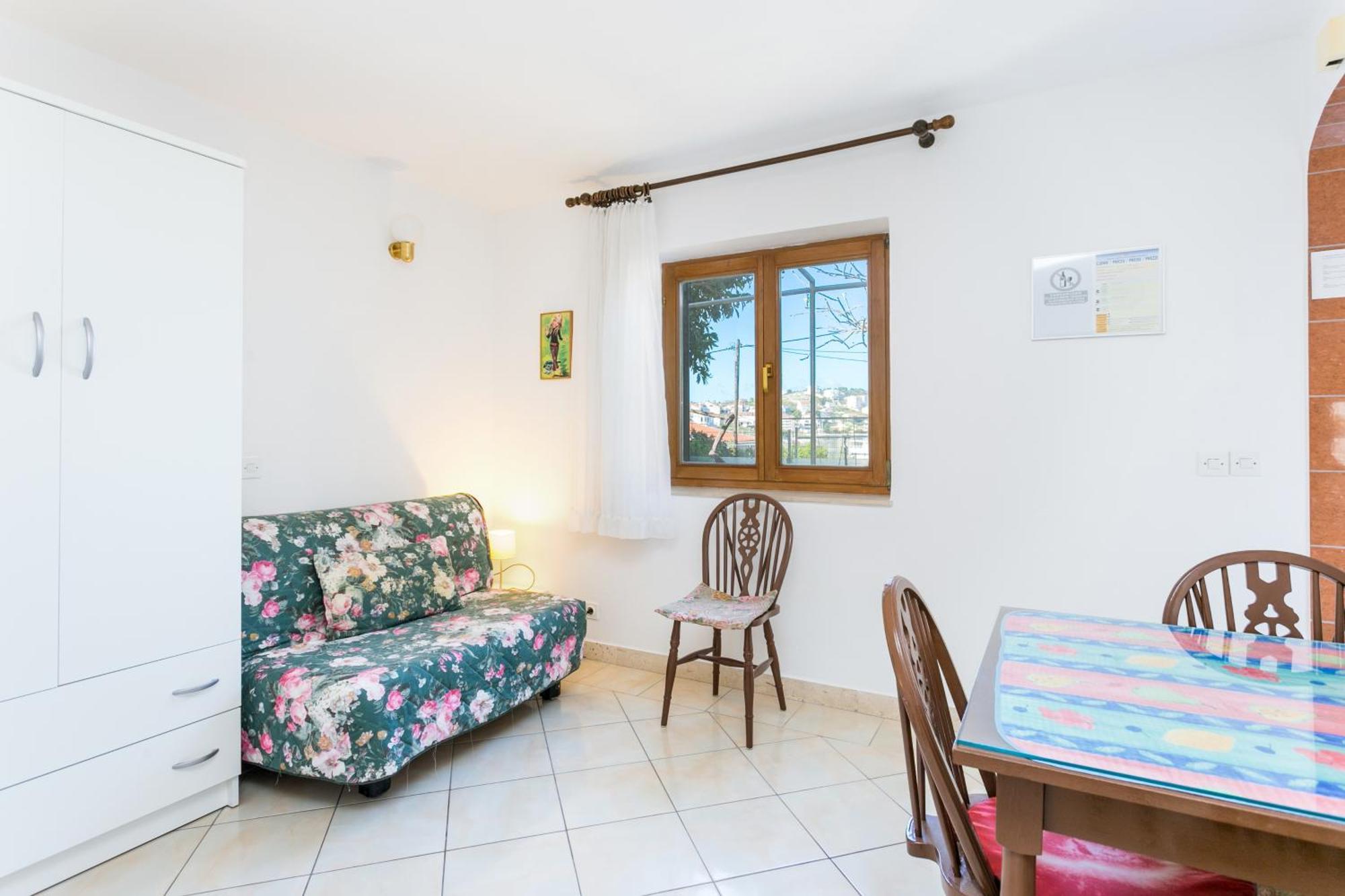 Seaside Apartments With A Swimming Pool Okrug Gornji, Ciovo - 11374 Trogir Cameră foto